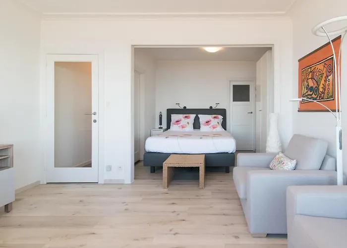 Apartment Lecomte - The Shoreline 95 *