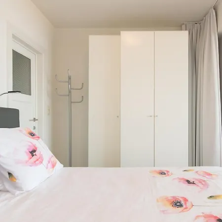 Lecomte - The Shoreline 95 アパート