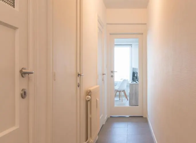 Lecomte - The Shoreline 95 アパート